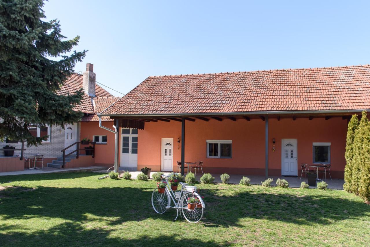 Dumalux Room Subotica Exterior foto